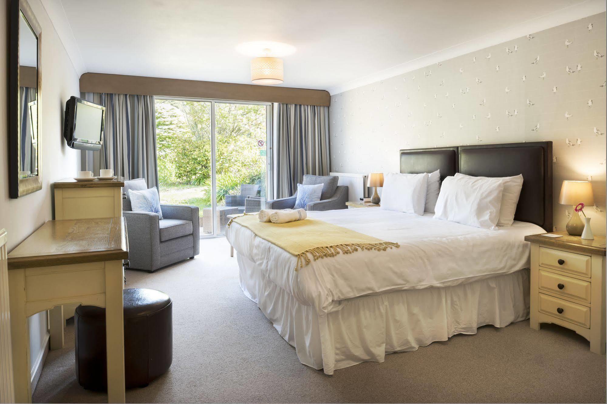 Soar Mill Cove Hotel Кингсбридж Екстериор снимка